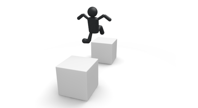 ジャンプ - シンプル人物イラスト/人クリップアート/アイコン/黒色/ピクトグラム