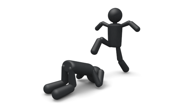 蹴る - シンプル人物イラスト/人クリップアート/アイコン/黒色/ピクトグラム