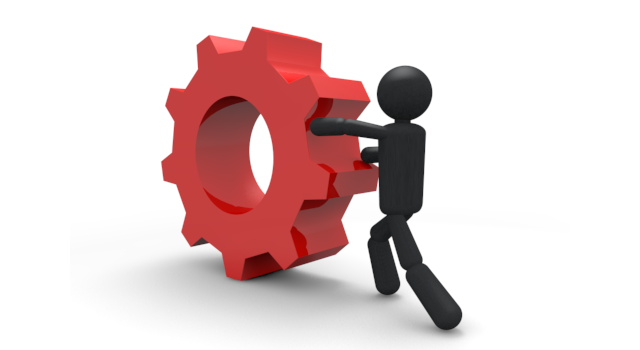 人と歯車 - シンプル人物イラスト/人クリップアート/アイコン/黒色/ピクトグラム